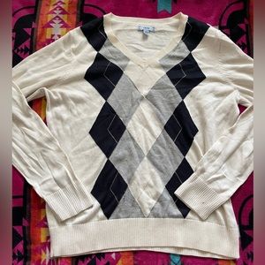 Black, white and gray IZOD v-neck sweater